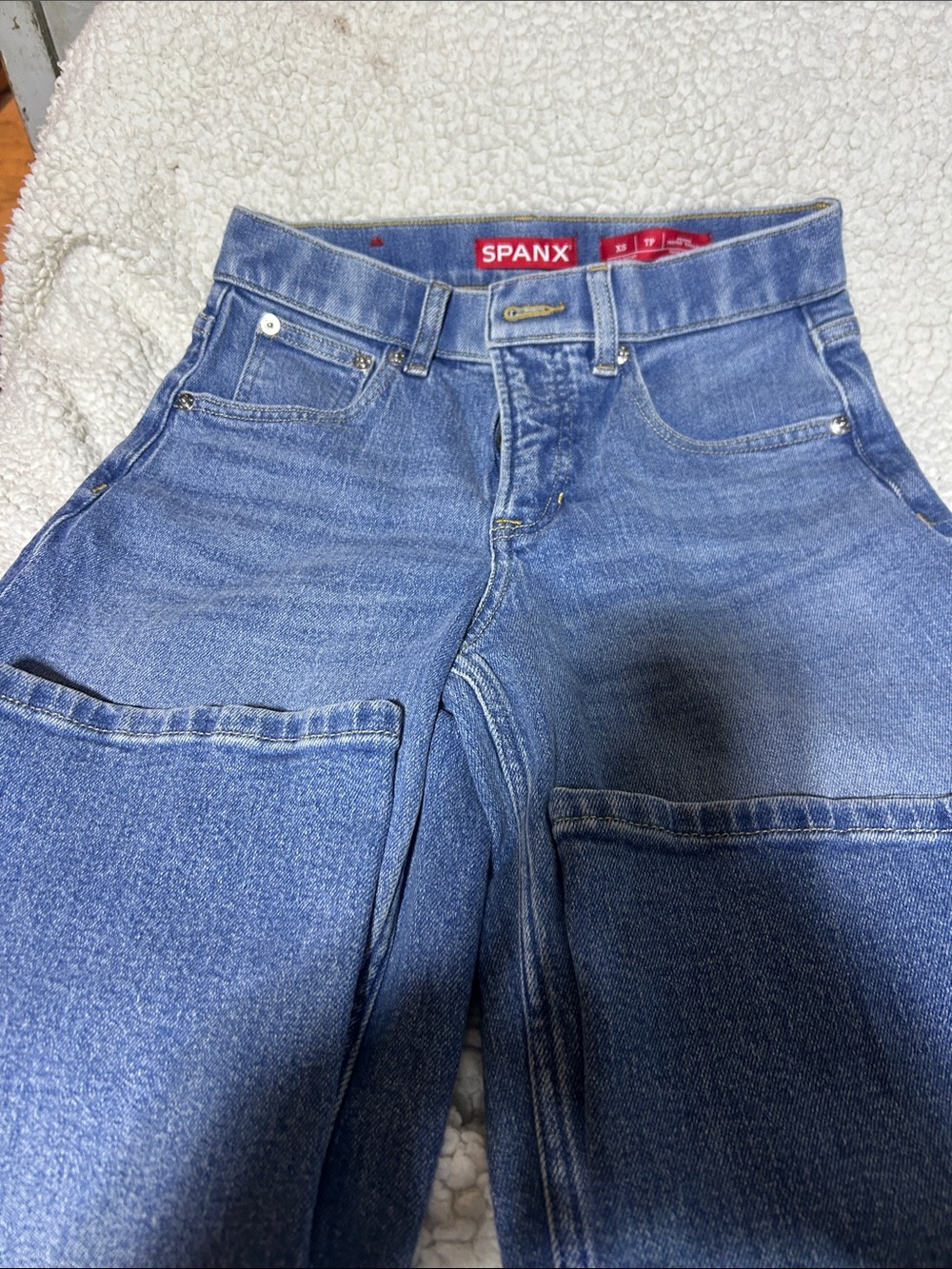 SPANX Women's Medium Blue Relaxed Boyfriend Jeans